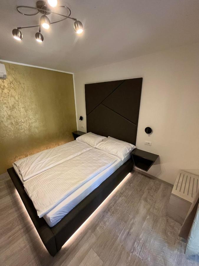 H&h - Adults Only Bed & Breakfast