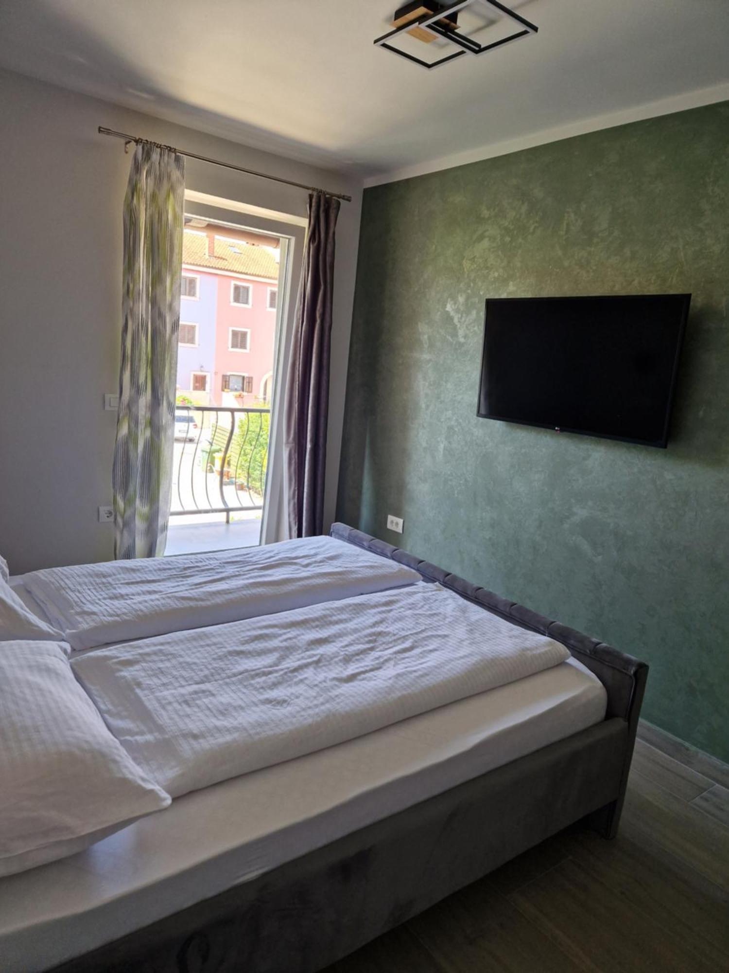 H&h - Adults Only Bed & Breakfast Rovinj